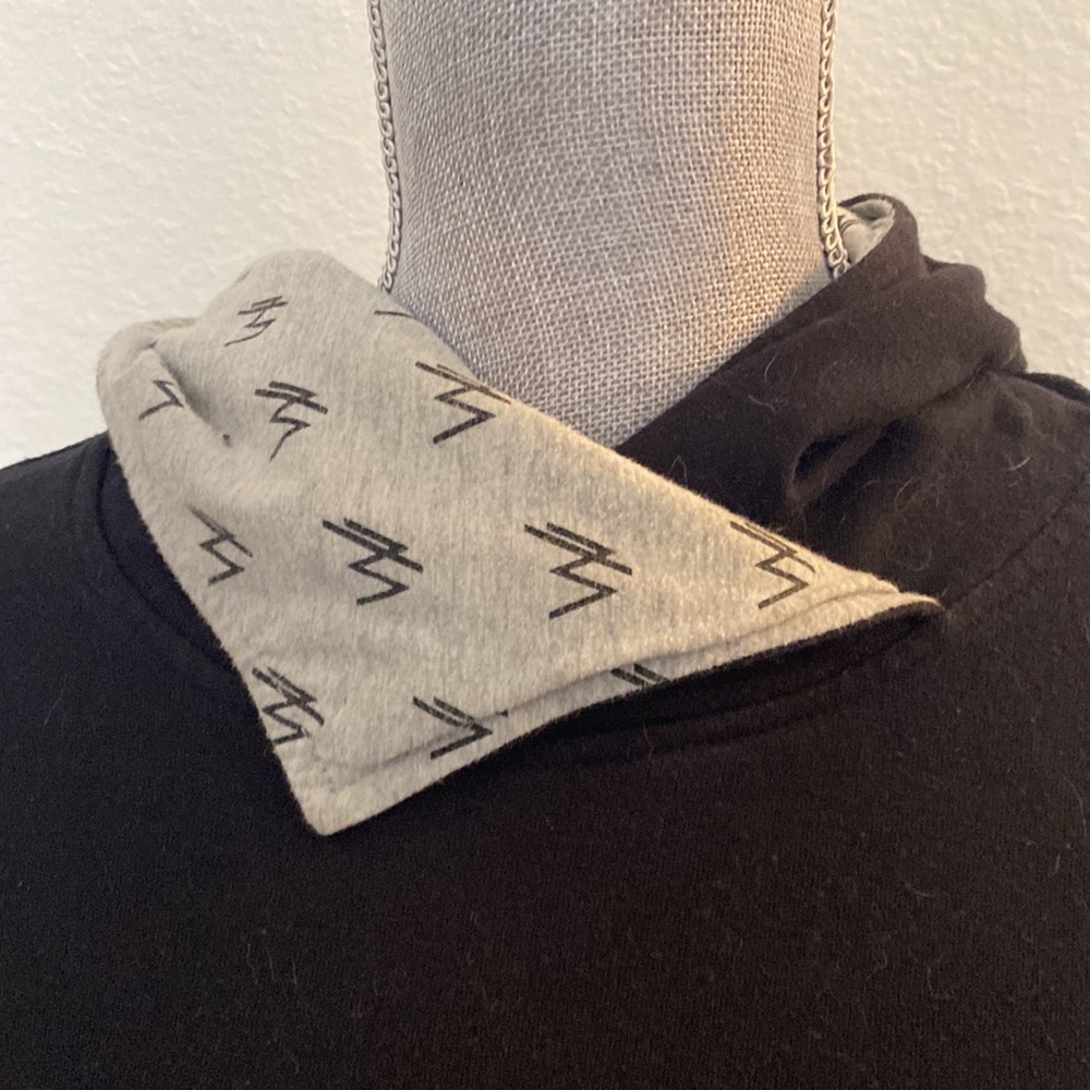 [Sleeping With Sirens] Black & Gray Hoodie Sweatshirt Medium - Picture 4 of 4